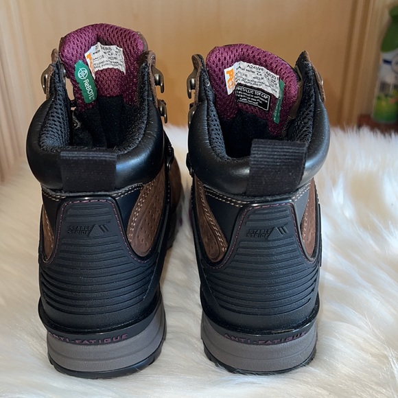 Timberland Pro Waterproof Boot - Picture 2 of 8